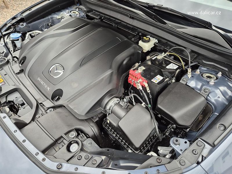 Mazda CX-30 (2022) CX-30 2.0i ESkyactiv-X Automat - fotka 19 z 54