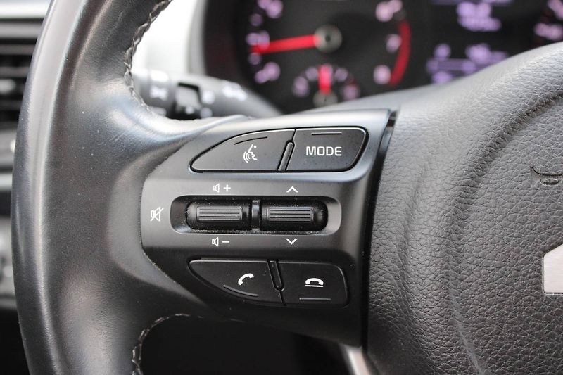 Kia Stonic (2022) 1.2 DPI 61 kW manuál - fotka 22 z 27