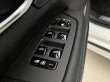 Volvo V90 T6 AWD DARK PLUS RECHARGE AUT - náhled 43