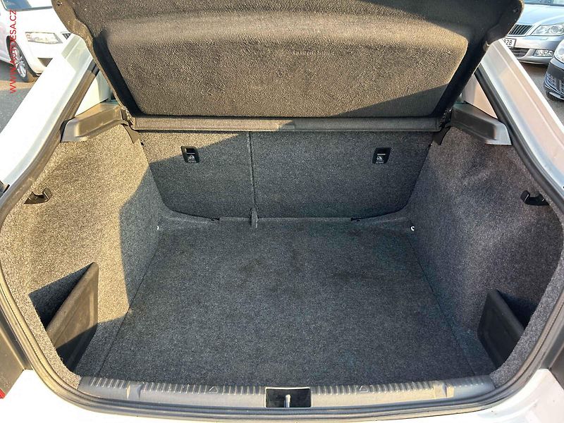 Škoda Rapid (2014) 1.2 TSi, ČR, AC, STK6/28 - fotka 7 z 17