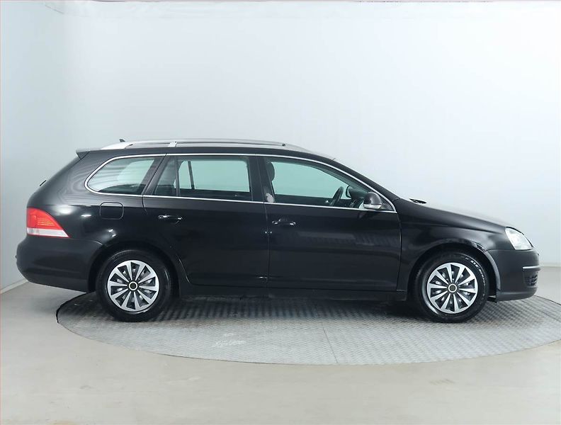 Volkswagen Golf (2008) 1.4 TSI, Tažné, servisované - fotka 6 z 14