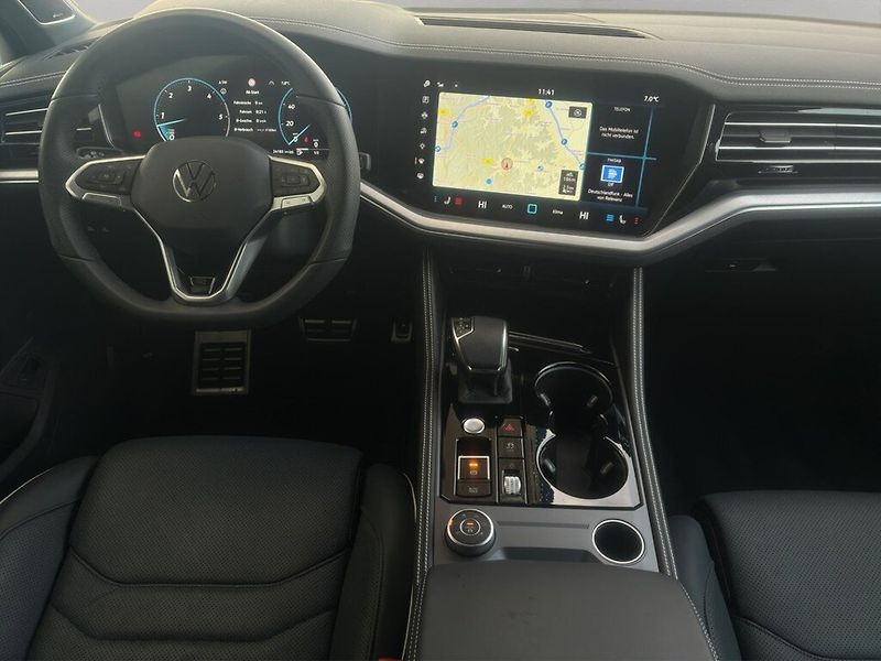 Volkswagen Touareg TDI 210kW R-Line Taž ACC Venti - fotka 11 z 14