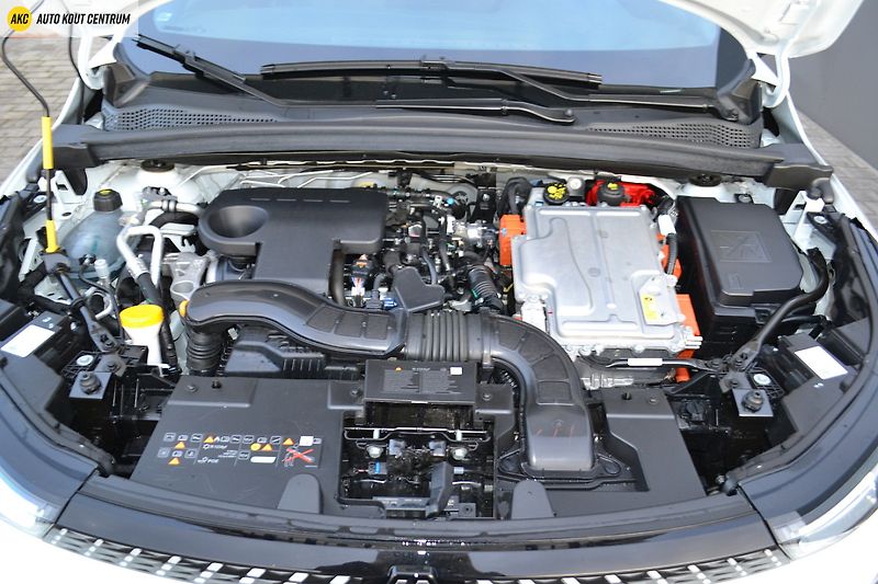 Renault Captur techno E-Tech full hybrid 145 - fotka 47 z 50