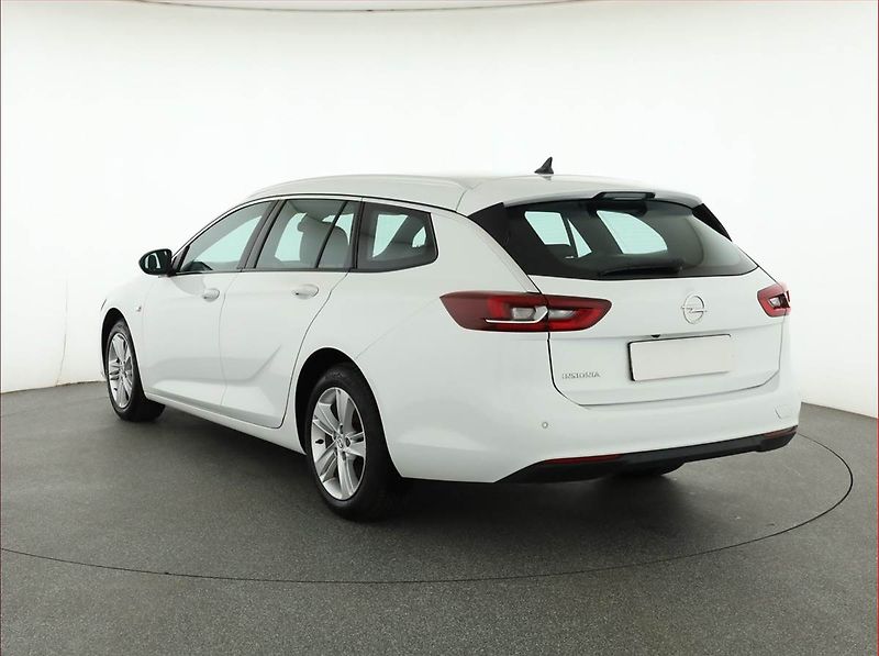 Opel Insignia (2021) 1.5 CDTI, Serv.kniha, Tempomat - fotka 4 z 19