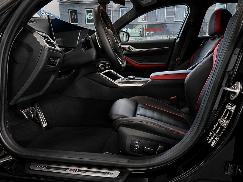 BMW Řada 4 BMW 440i xDrive Gran Coupe - fotka 9 z 11