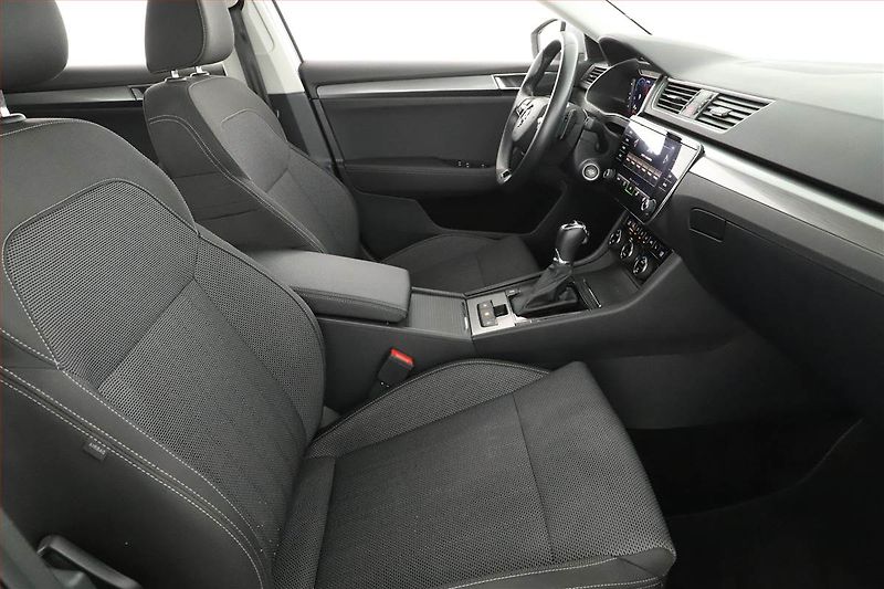 Škoda Superb (2022) Style 2.0 TDI - fotka 7 z 19