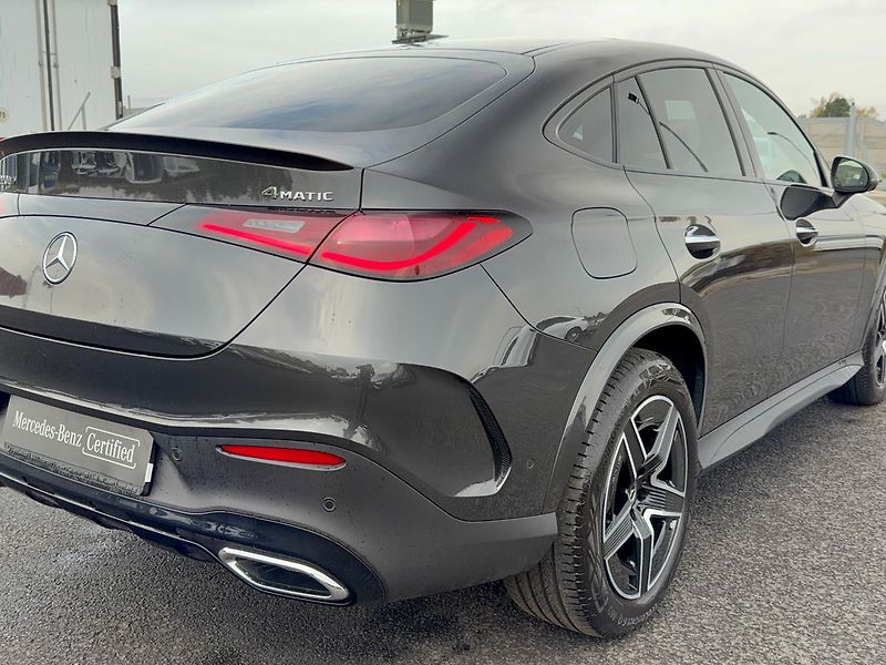 Mercedes-Benz GLC 220 d 4MATIC kupé - fotka 12 z 34