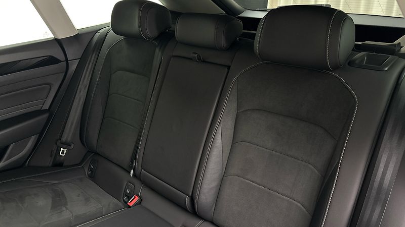 Volkswagen Arteon 2.0 TDI DSG Elegance Shooting - fotka 16 z 31