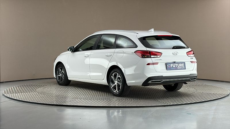 Hyundai i30 1.0 T-GDI Family Comfort Kombi - fotka 2 z 22