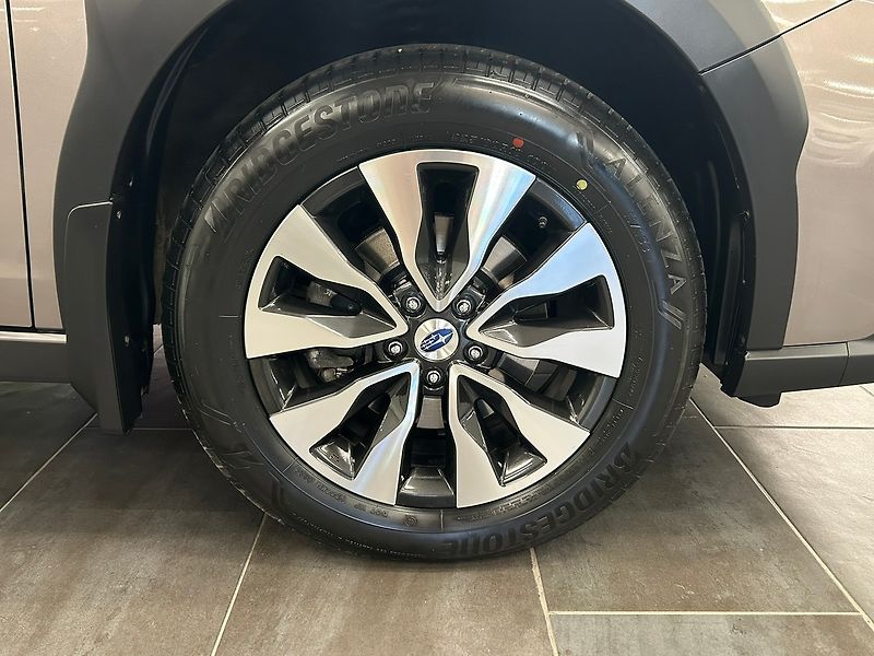Subaru Outback (2024) 2.5 Touring 2024 | Záruka - fotka 8 z 57