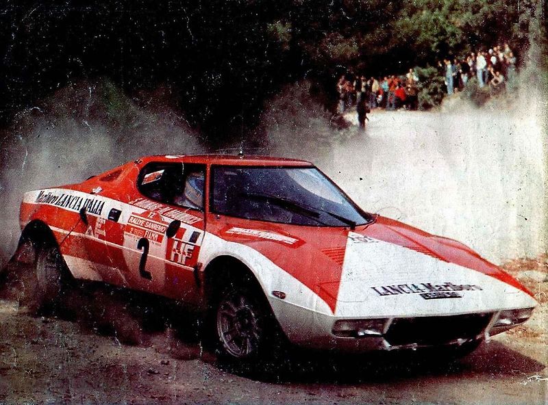 Trojice Munari, Ballestrieri a Barbasio u prototypu Lancie Stratos v Turíně v roce 1971.