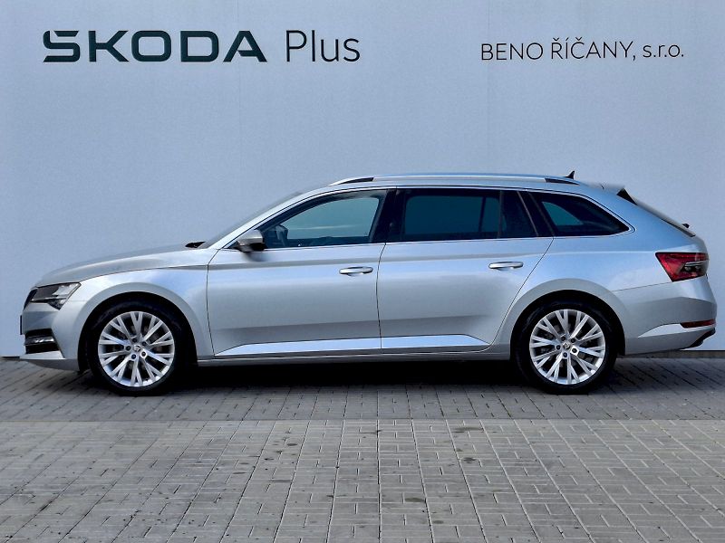 Škoda Superb (2024) Combi iV Style Plus Top 1,4TSi - fotka 3 z 34