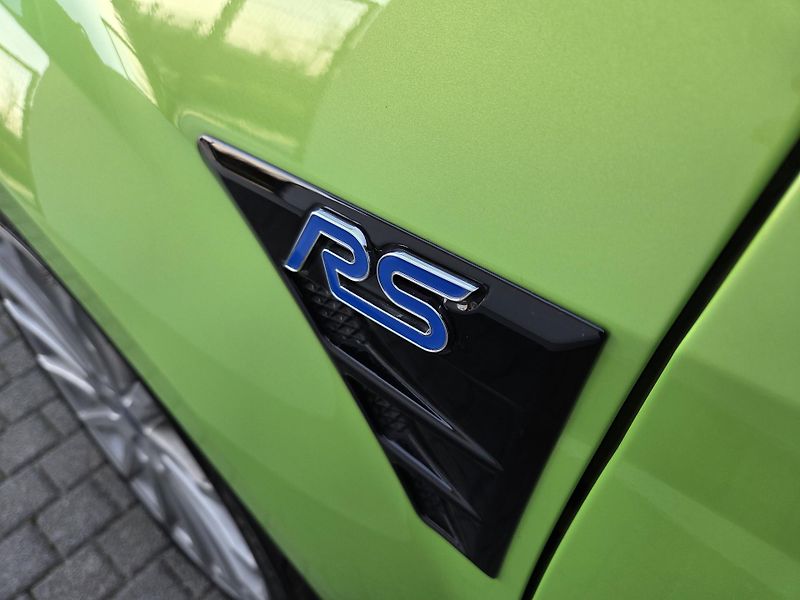 Ford Focus RS  - fotka 26 z 33