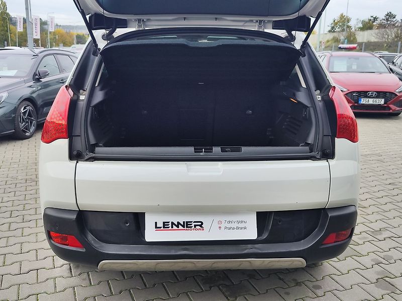 Peugeot 3008 2.0 HDI/110kW Premium - fotka 9 z 32
