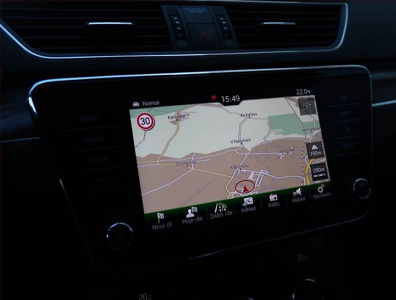 Škoda Superb (2020) Scout 2.0 TDI - fotka 19 z 20