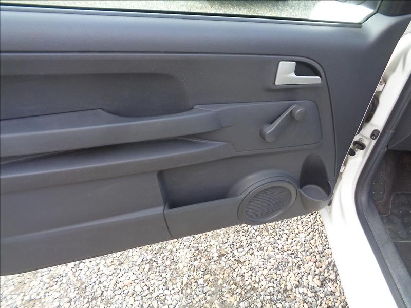 Volkswagen Fox 1,2 - fotka 10 z 15