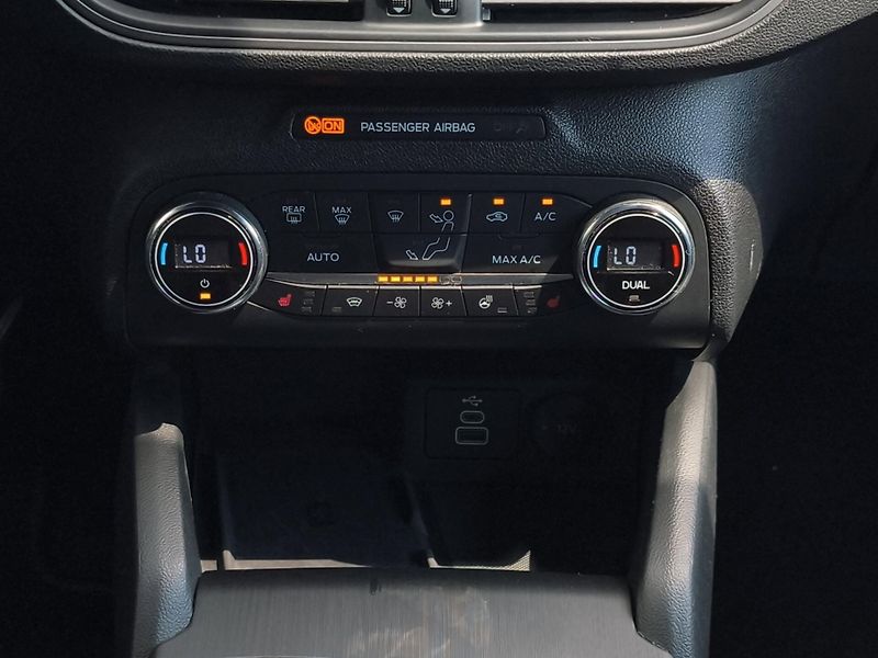 Ford Focus (2022) ST-Line 1.5 EcoBlue 88kW, ČR, - fotka 23 z 27