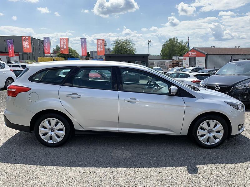 Ford Focus 1.6i PŮVOD ČR odp.DPH ZADÁNO - fotka 8 z 36