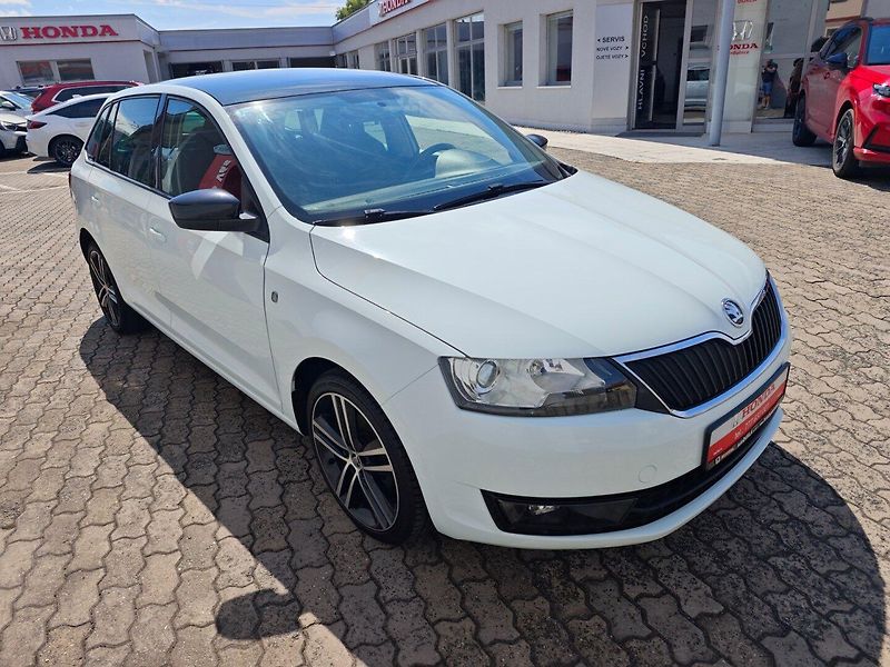 Škoda Rapid (2015) 1.2 TSi Spaceback Ambition + - fotka 2 z 42
