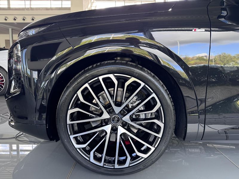 Audi Q7 Nová generace skladem - fotka 7 z 47