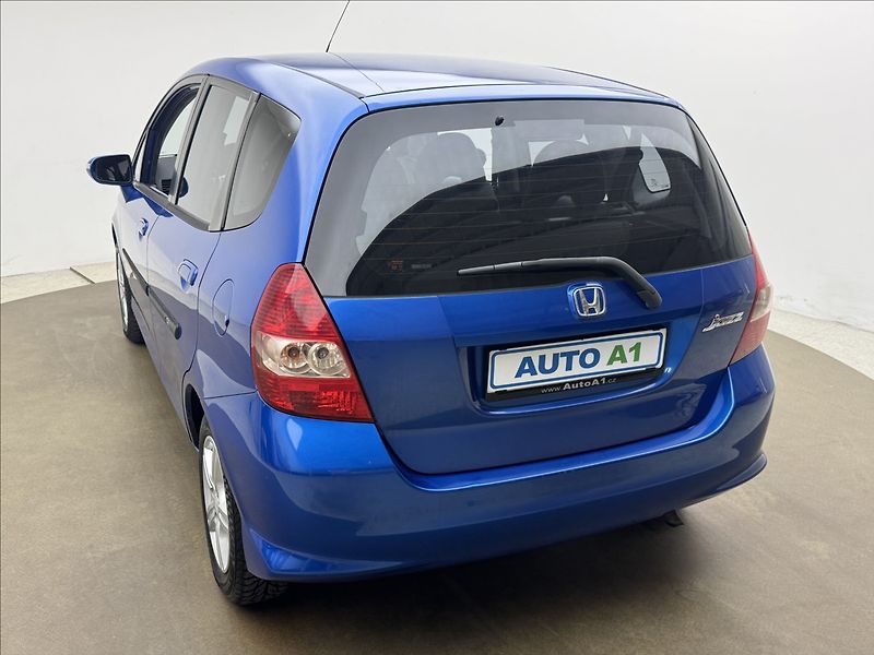 Honda Jazz 1,3 i DIGIKLIMA NOVÁ STK ČR - fotka 6 z 29