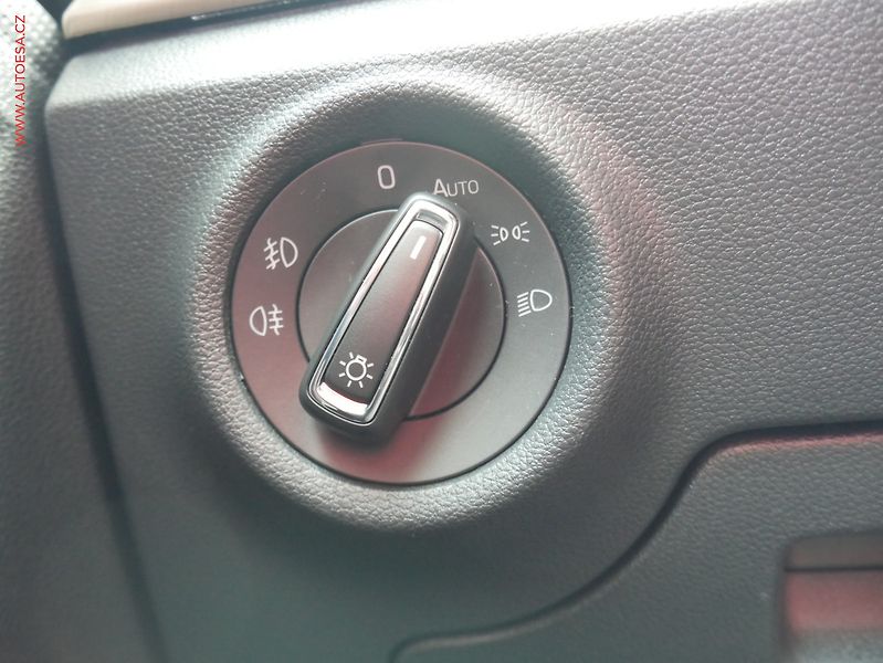 Škoda Scala (2021) 1.5 TSI, ČR, Style, DSG - fotka 15 z 19