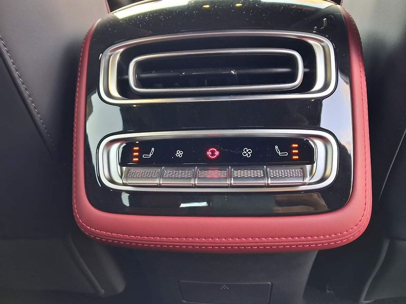Omoda 9 (2026) Premium 1.5TGDI PHEV AWD - fotka 18 z 31
