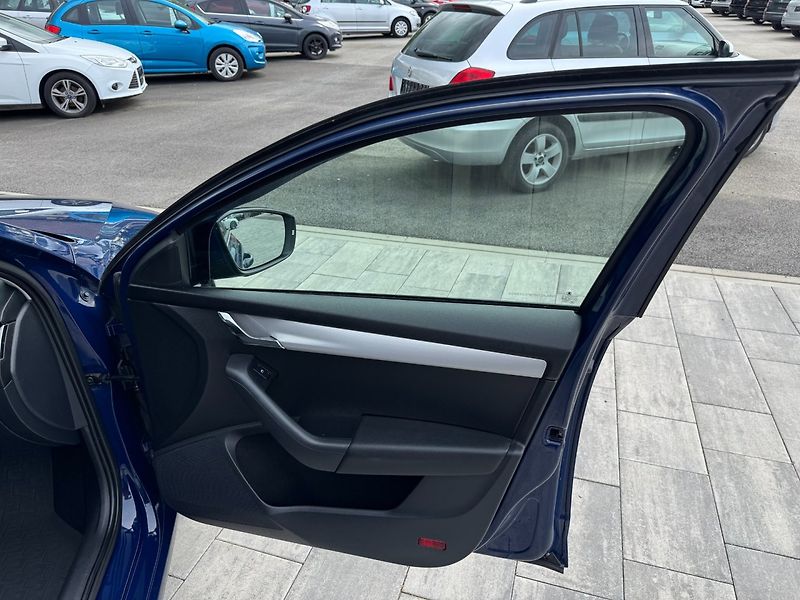Škoda Octavia (2015) 1.6 TDI 77kW - fotka 23 z 29