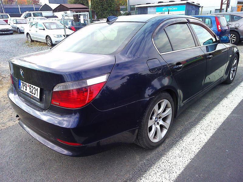 BMW Řada 5 530 D, 160 kW, klimatizace - fotka 6 z 22