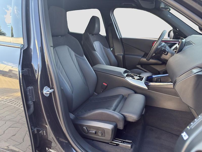 BMW X3 xDrive20d - fotka 14 z 23