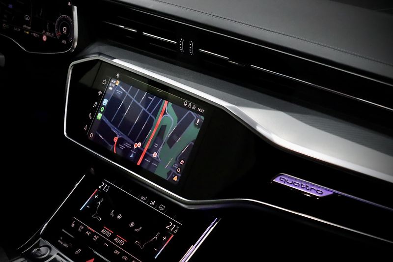Audi A7 55 TFSI 3.0 V6 quattro S line - fotka 26 z 60