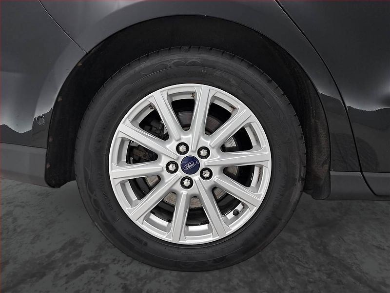 Ford S-MAX (2016) 2.0 TDCi, Navi, Tempomat - fotka 15 z 21