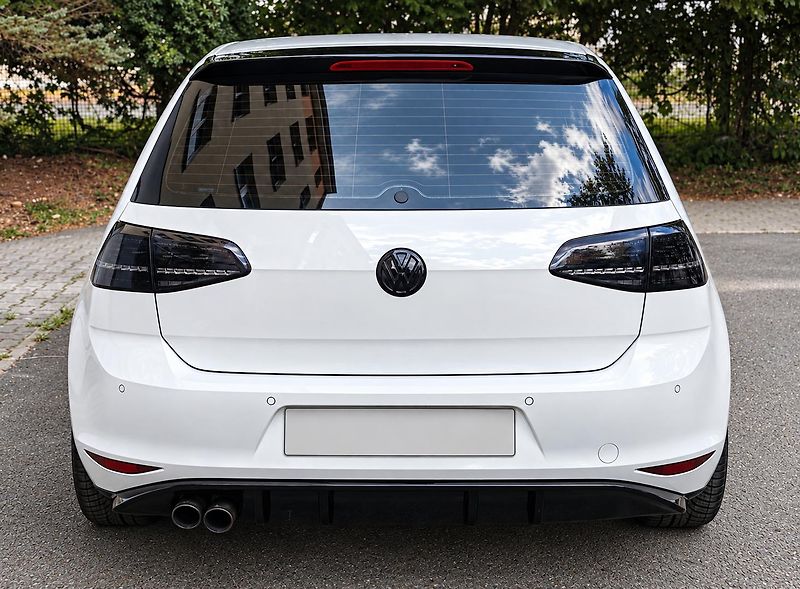 Volkswagen Golf (2013) VII, 1.4 TSI, 103 kW - fotka 5 z 27