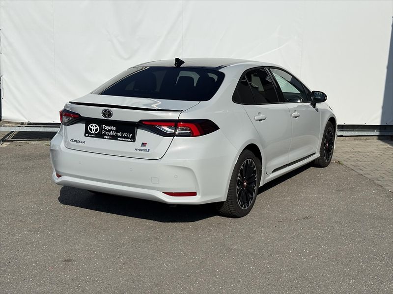 Toyota Corolla 1,8 GR sport - fotka 6 z 19