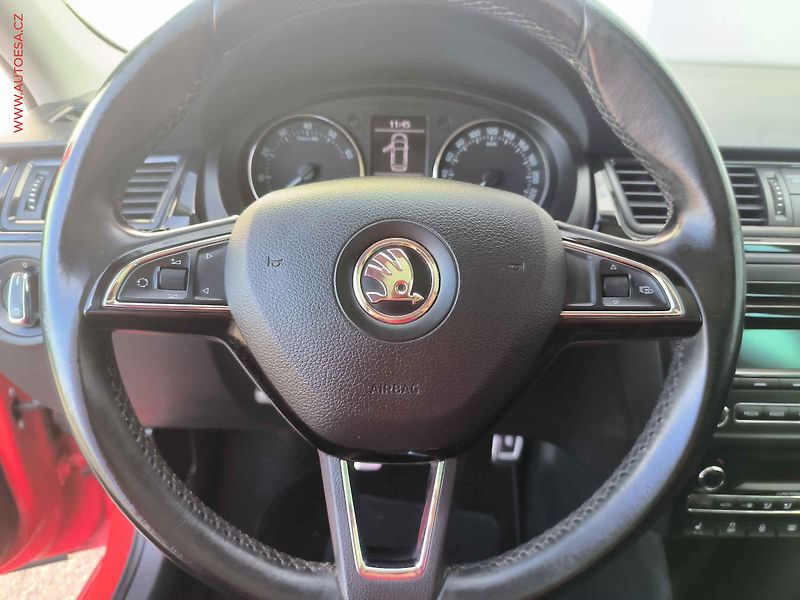 Škoda Rapid (2015) 1.2 TSi, Sport, xenon, panor - fotka 13 z 18