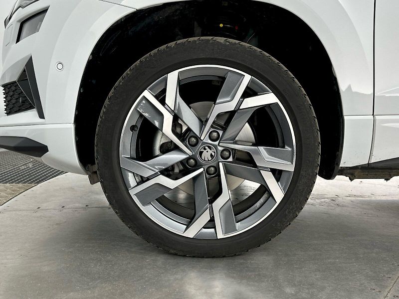 Škoda Karoq (2026) DSG 2.0TDI 110kW 4x4 SportLine - fotka 35 z 35
