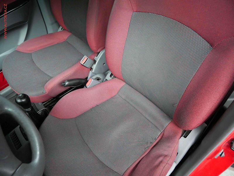 Hyundai Atos (2006) 1.1i, ČR - fotka 9 z 16