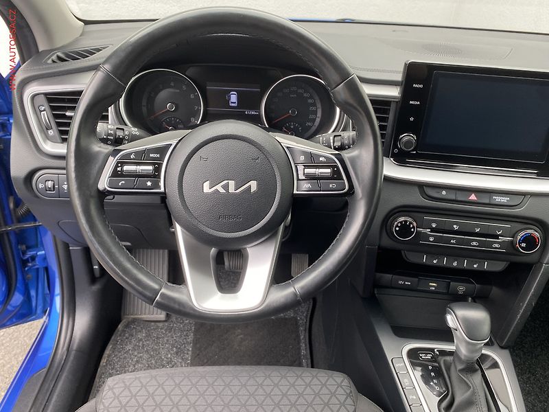 Kia Ceed (2023) 1.5 T-GDi, ČR, Spin, AT - fotka 11 z 18