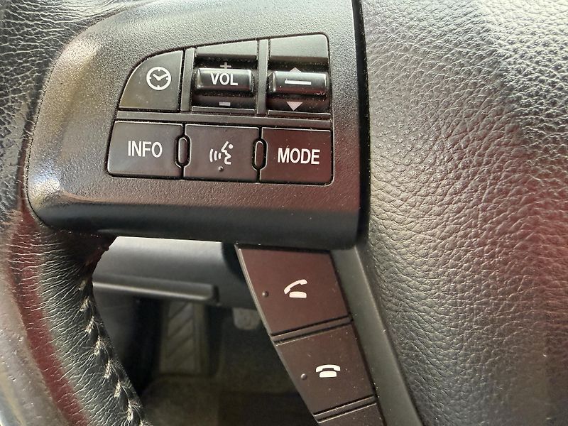 Mazda 6 2.0 Active - fotka 32 z 33