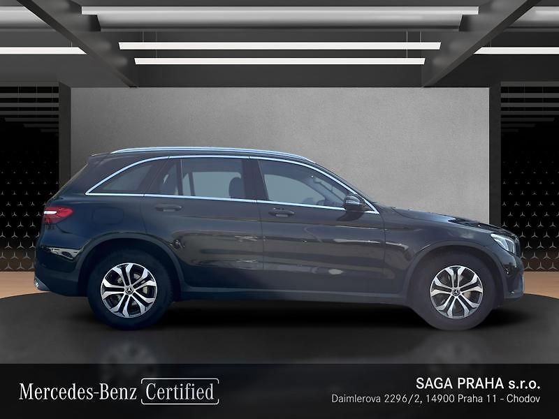 Mercedes-Benz GLC 220d 4MATIC - fotka 3 z 23