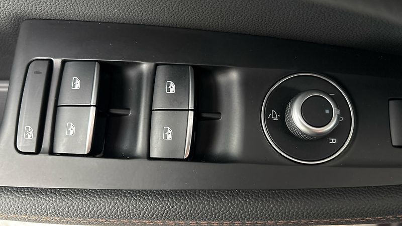 Alfa Romeo Stelvio 2.0 GME AUT AWD Intensa - fotka 23 z 42