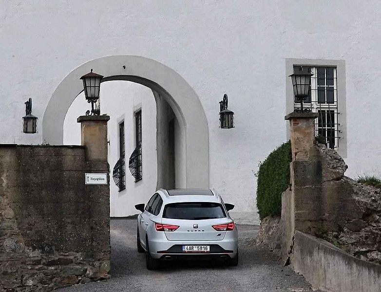 Seat Leon ST Cupra.