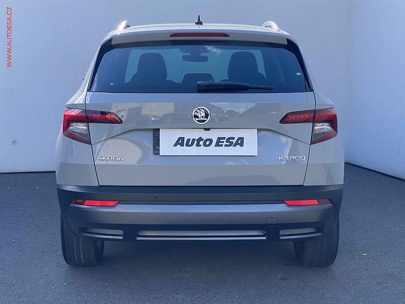Škoda Karoq (2017) 1.5 TSi, Style, DSG, LED - fotka 5 z 20
