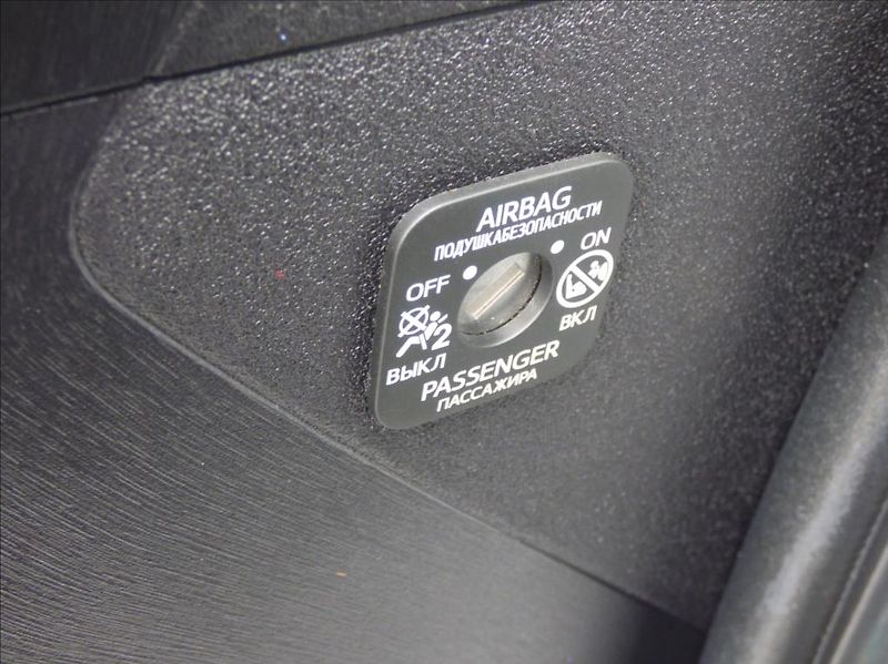 Toyota Yaris 1,5 Hybrid, Digi Klima, servis - fotka 48 z 60