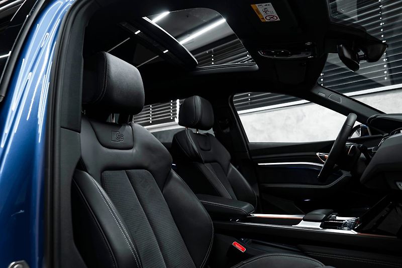Audi Q8 e-tron E-TRON - fotka 8 z 25