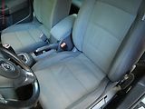 Volkswagen Golf (2011) 1.6 TDi, AC, park.asist - náhled 9