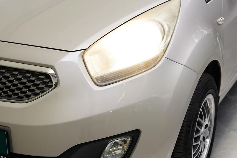 Kia Venga - fotka 9 z 24
