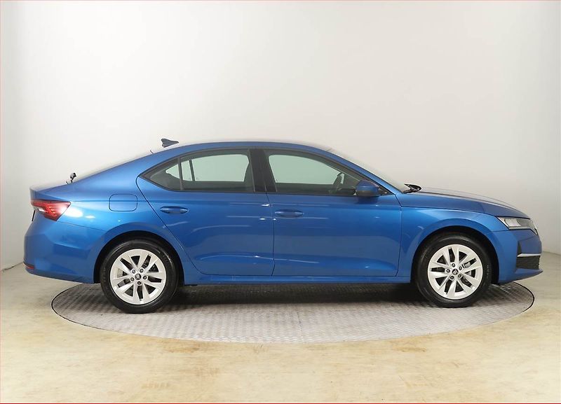 Škoda Octavia (2025) Selection 1.5 TSI - fotka 6 z 22