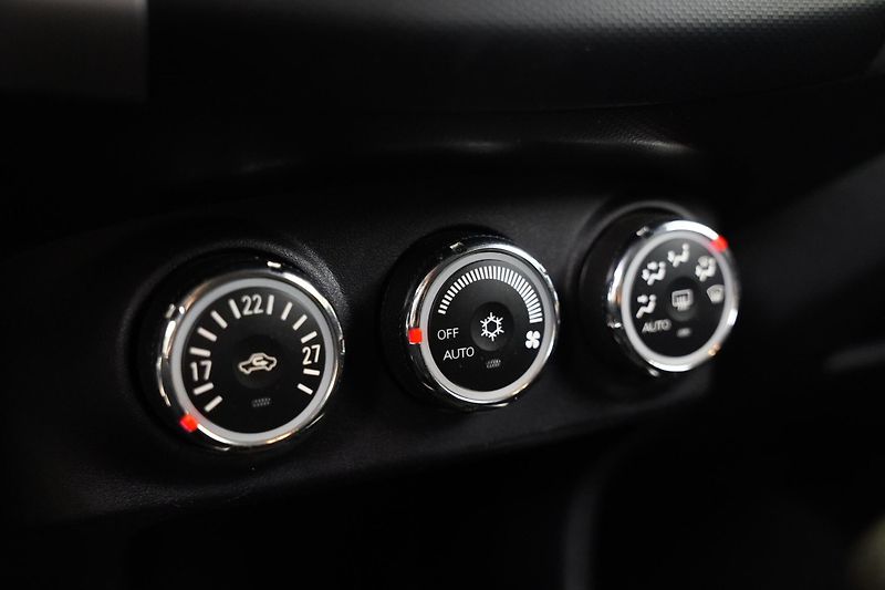 Mitsubishi Outlander - fotka 20 z 24