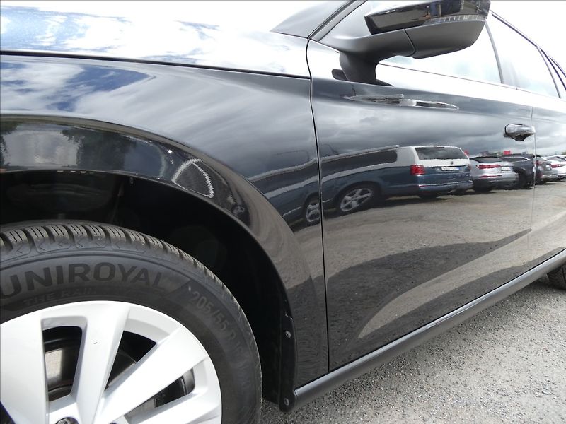 Škoda Scala 1,0 TSi DSG 1.maj,TOP SELECTIO - fotka 15 z 45